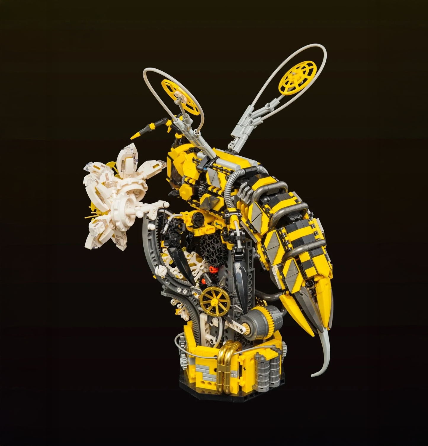 Machinery Wasp Building Set -1698 pcs