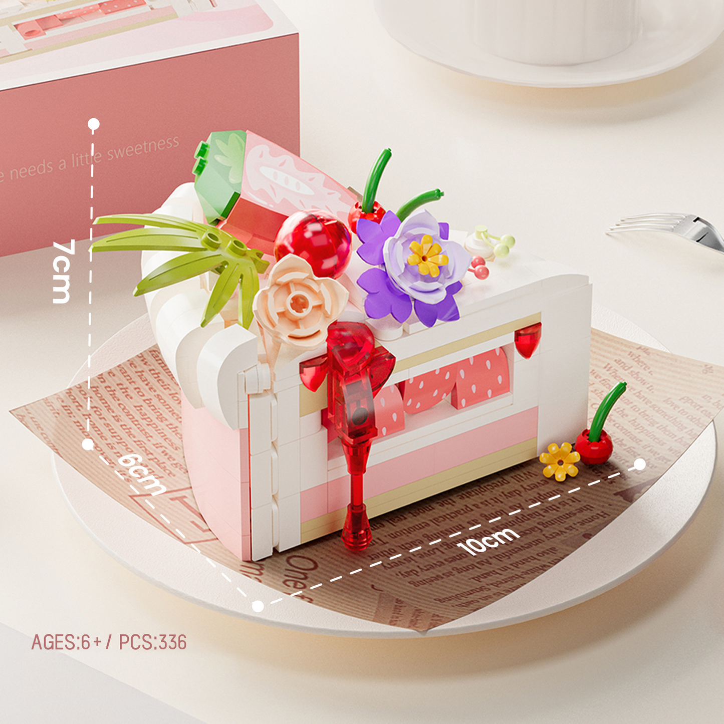 Strawberry Cake Building Set 336 pcs